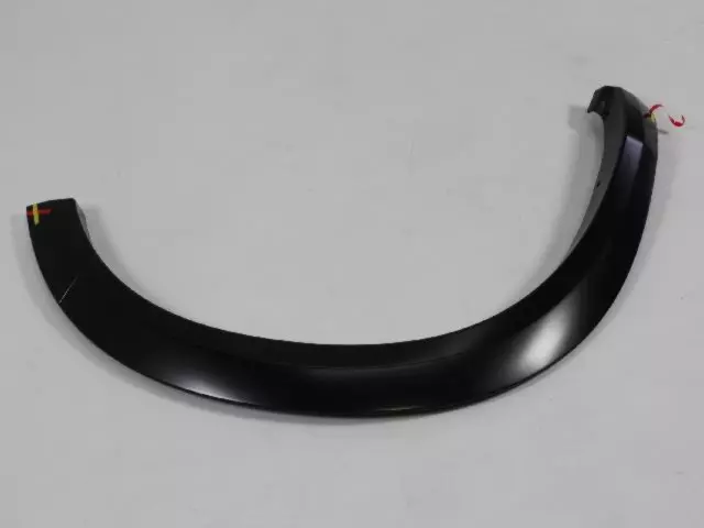 Wheel Opening Flare Molding, Right
